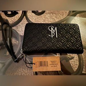 STEVE MADDEN ❤️ WALLET/WRISTLET BLACK SMOOTH TEXTURED ~ NWT